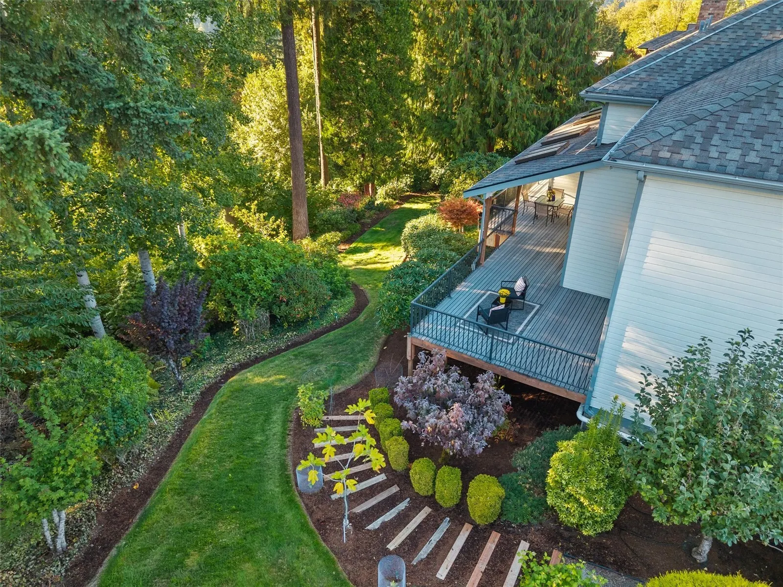 17315 102nd Avenue NE, Bothell, WA 98011-3744