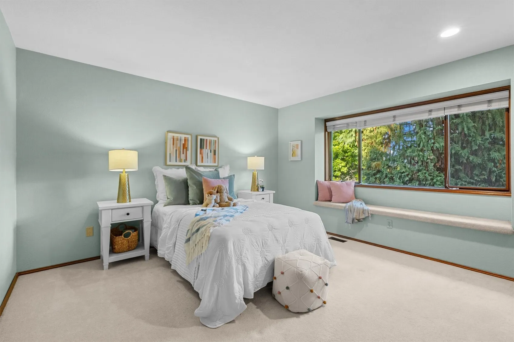 17315 102nd Avenue NE, Bothell, WA 98011-3744