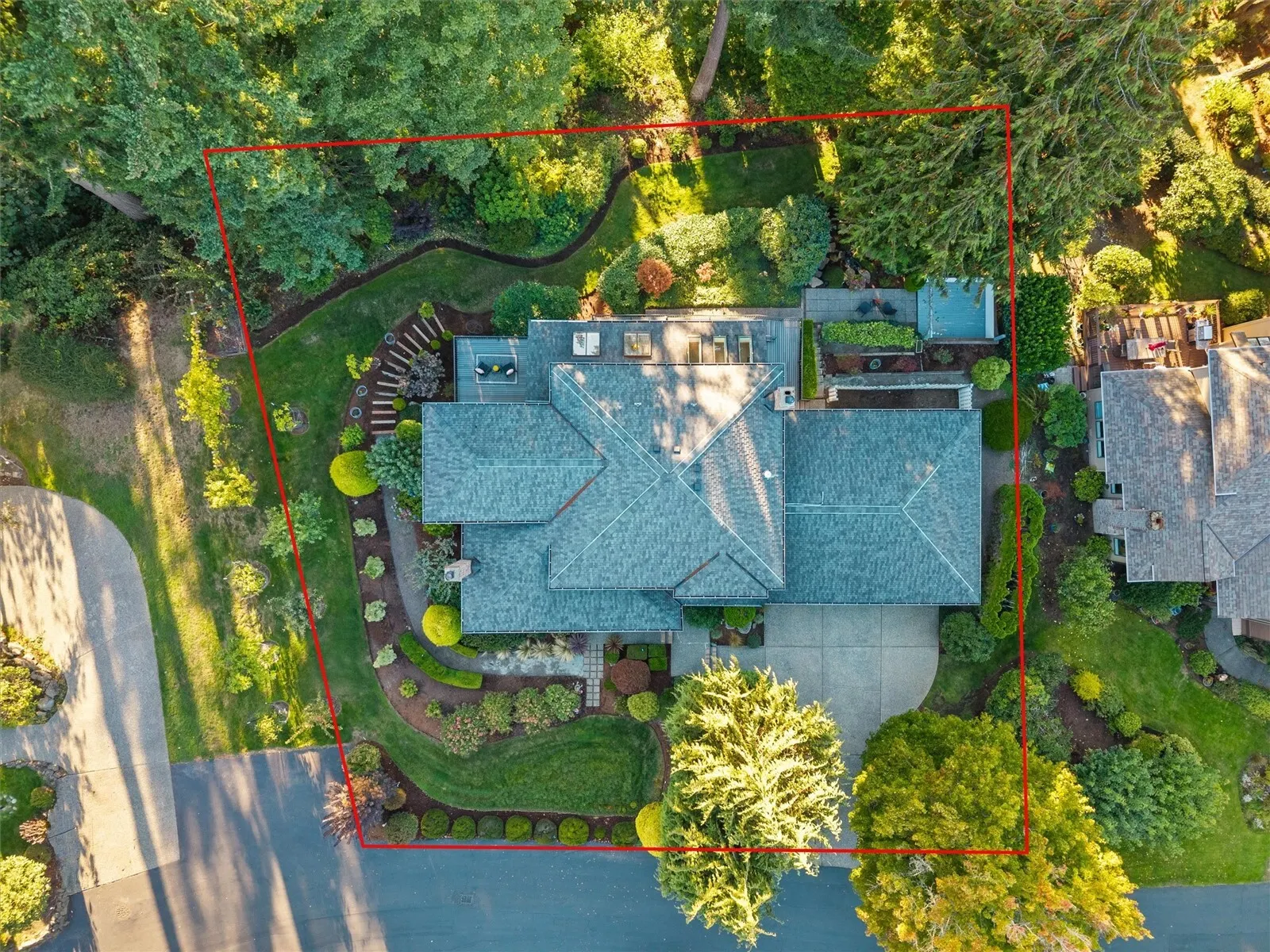 17315 102nd Avenue NE, Bothell, WA 98011-3744