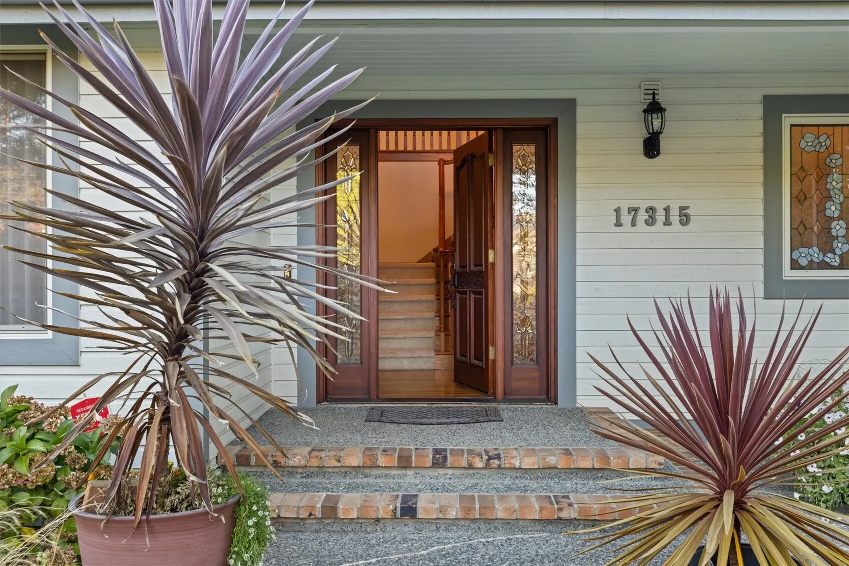 17315 102nd Avenue NE, Bothell, WA 98011-3744