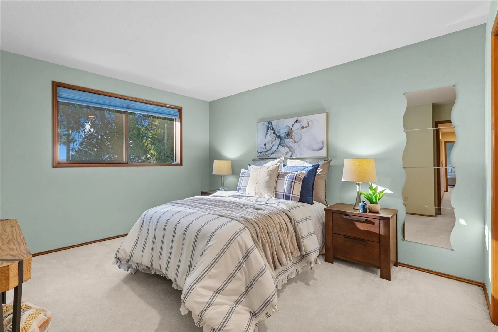 17315 102nd Avenue NE, Bothell, WA 98011-3744