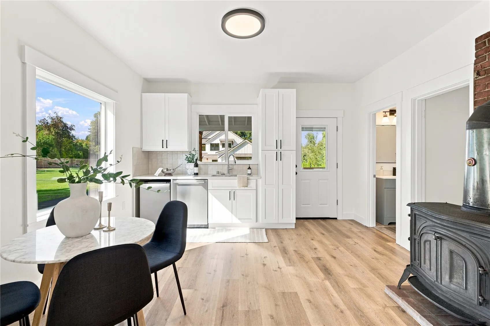 17218 & 17220 NE Woodinville Duvall Road , Woodinville, WA 98072