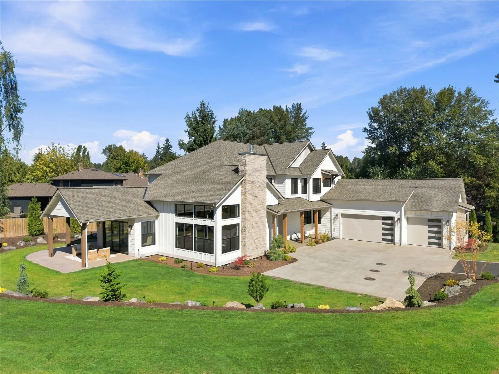 17218 & 17220 NE Woodinville Duvall Road , Woodinville, WA 98072