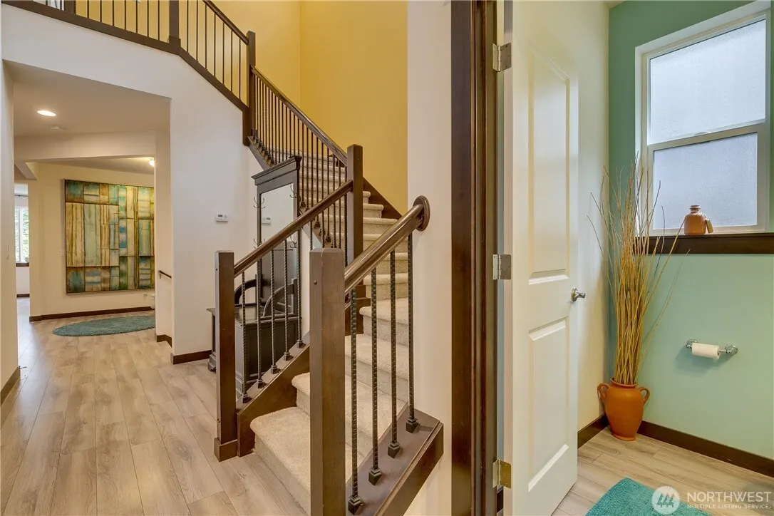 17627 3rd Avenue SE, Bothell, WA 98012