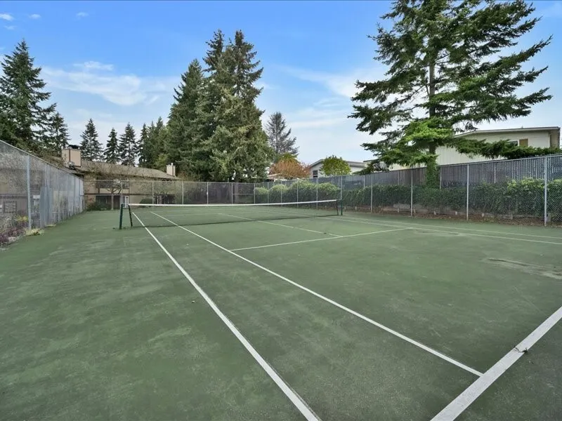 4727 176th Street SW #J12, Lynnwood, WA 98037