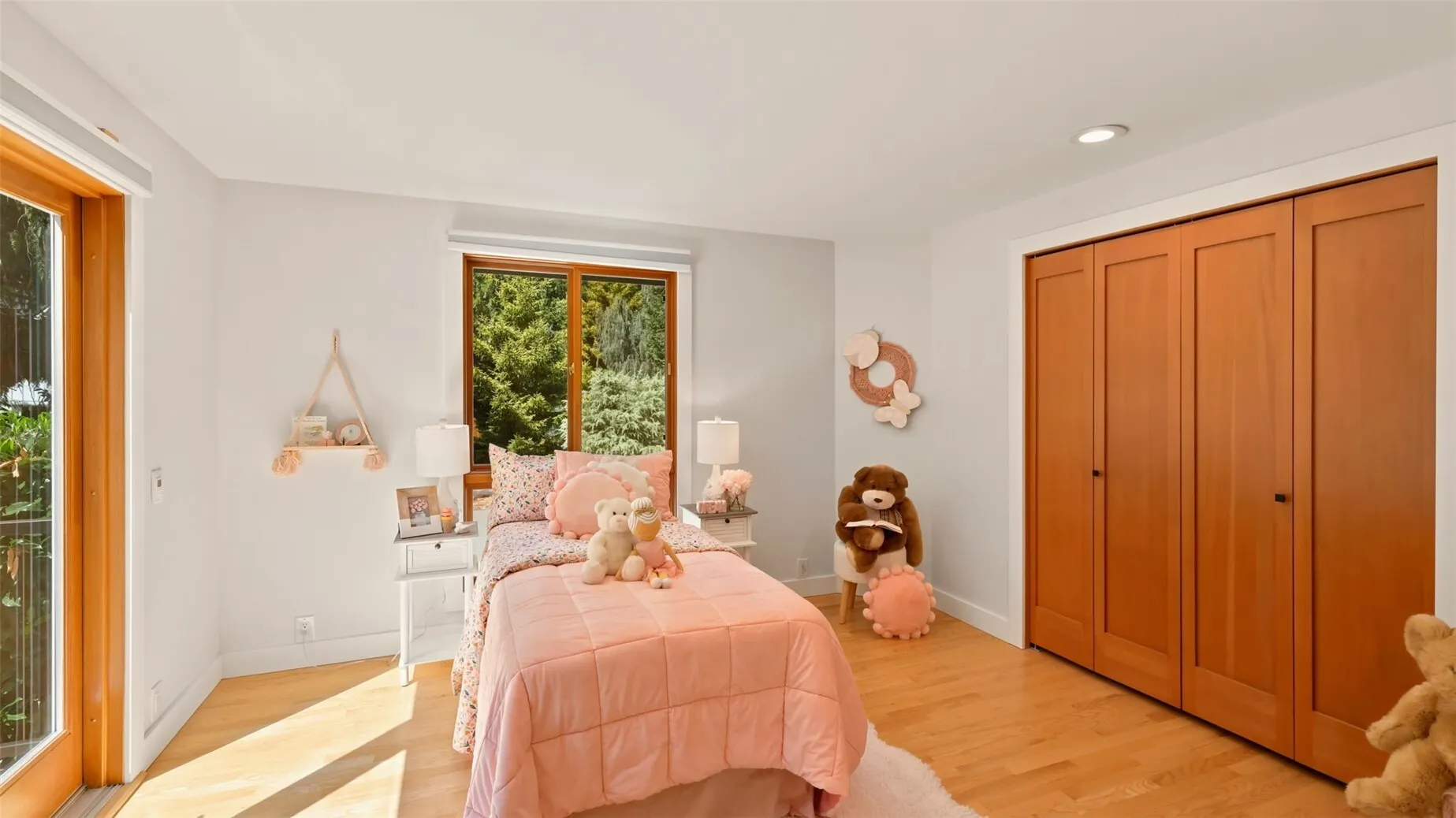 15510 NE 160th Street , Woodinville, WA 98072
