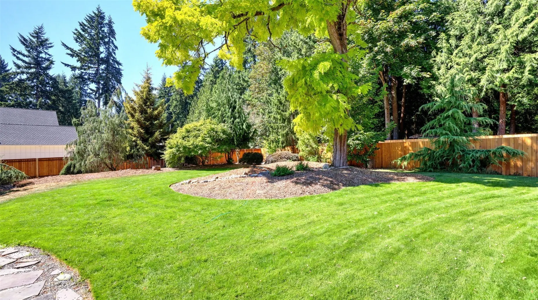 15510 NE 160th Street , Woodinville, WA 98072
