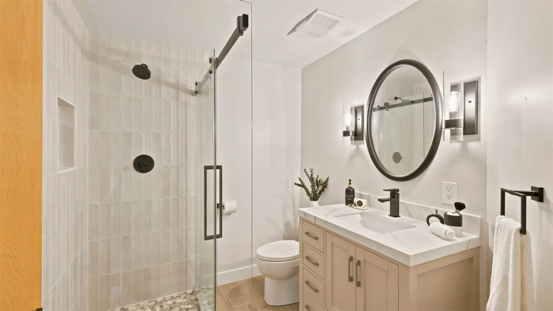 15510 NE 160th Street , Woodinville, WA 98072