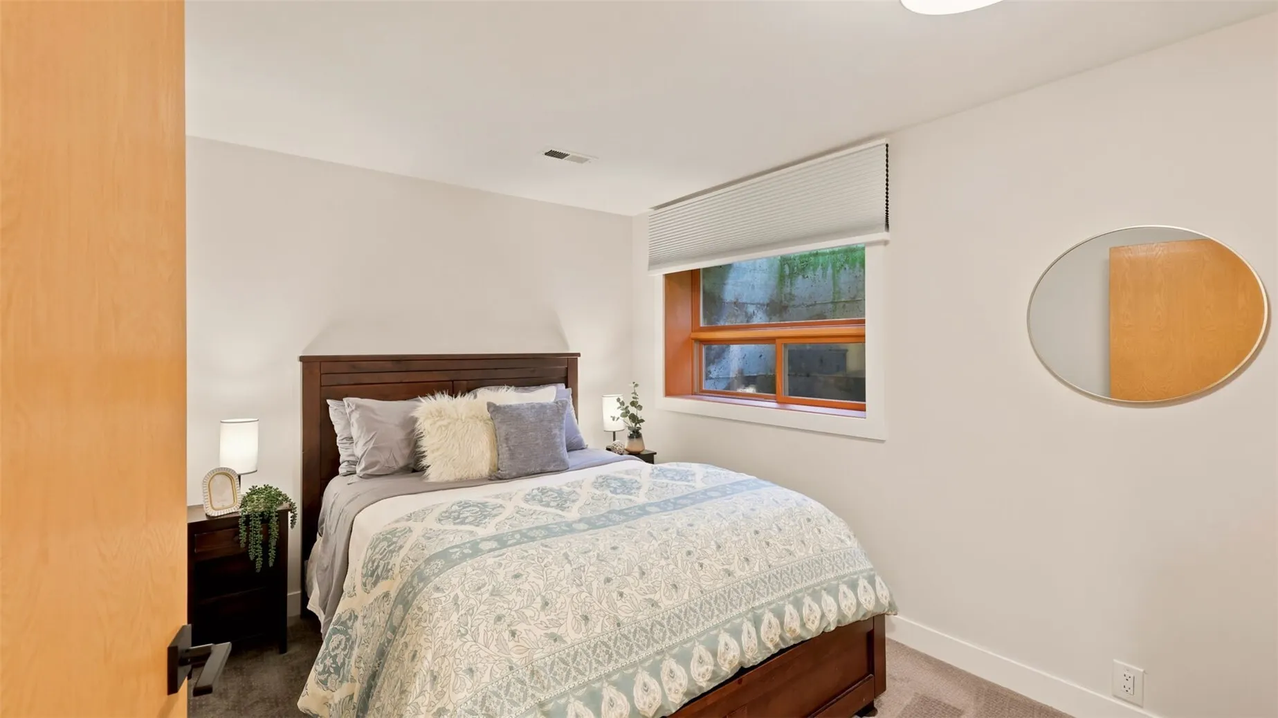 15510 NE 160th Street , Woodinville, WA 98072