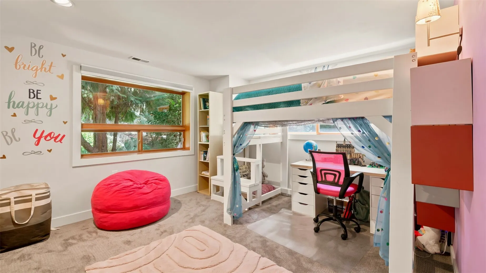 15510 NE 160th Street , Woodinville, WA 98072
