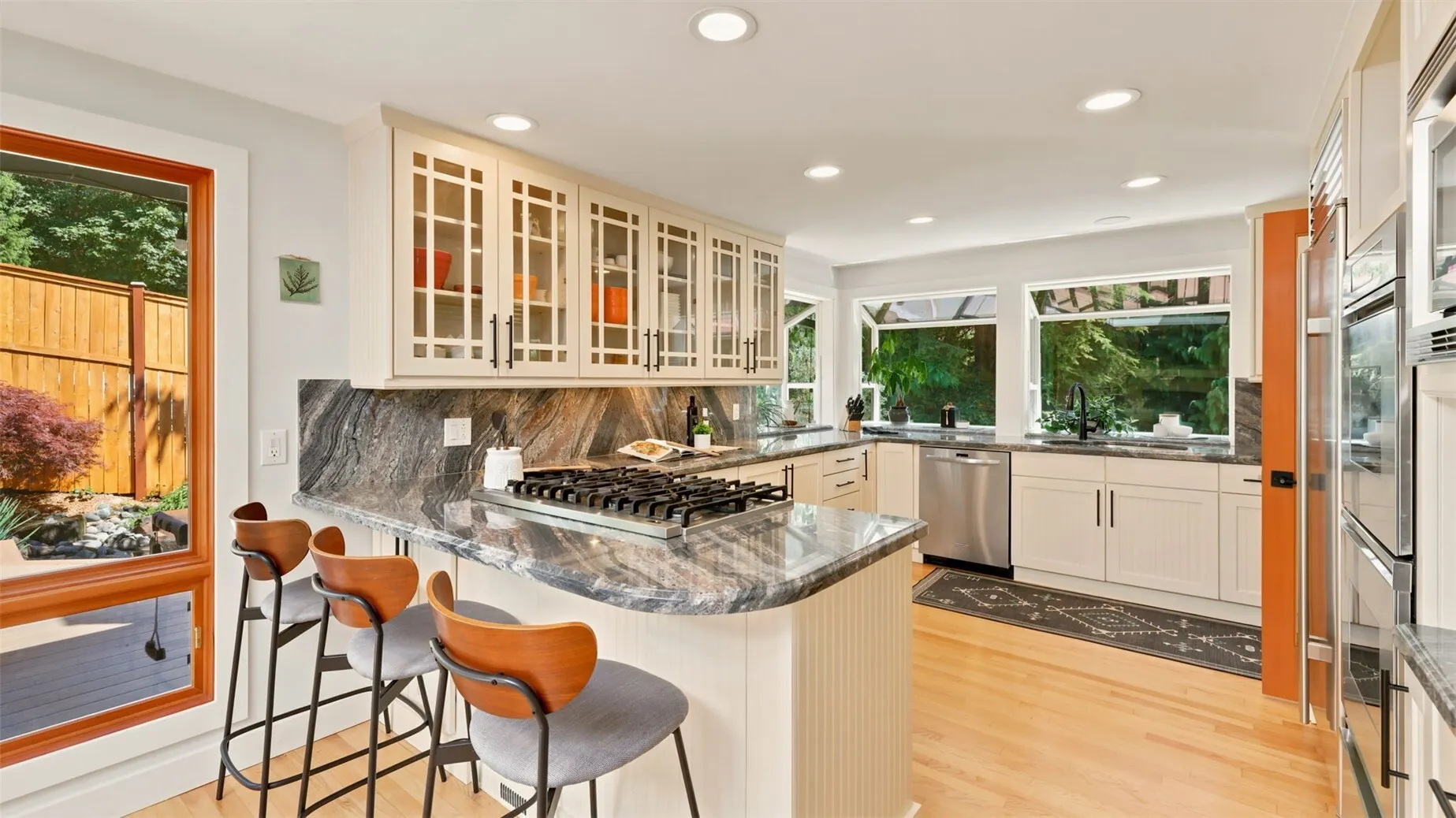 15510 NE 160th Street , Woodinville, WA 98072