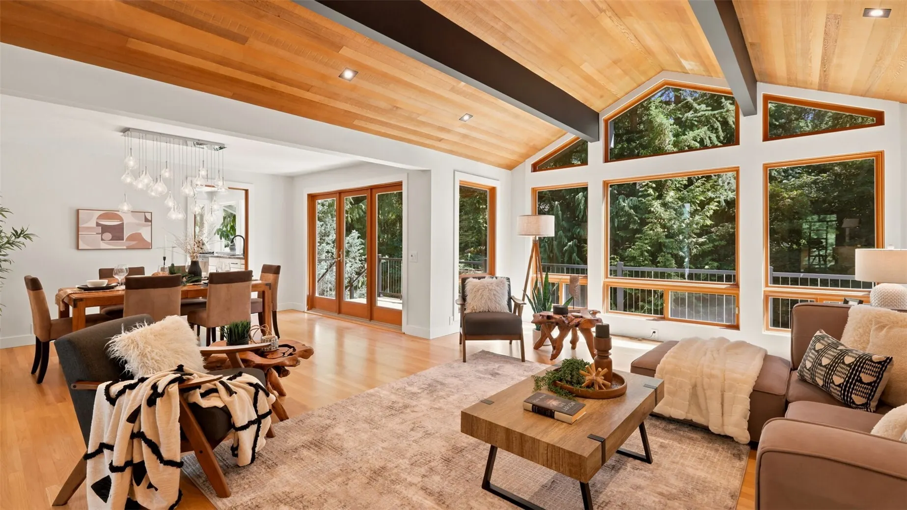 15510 NE 160th Street , Woodinville, WA 98072