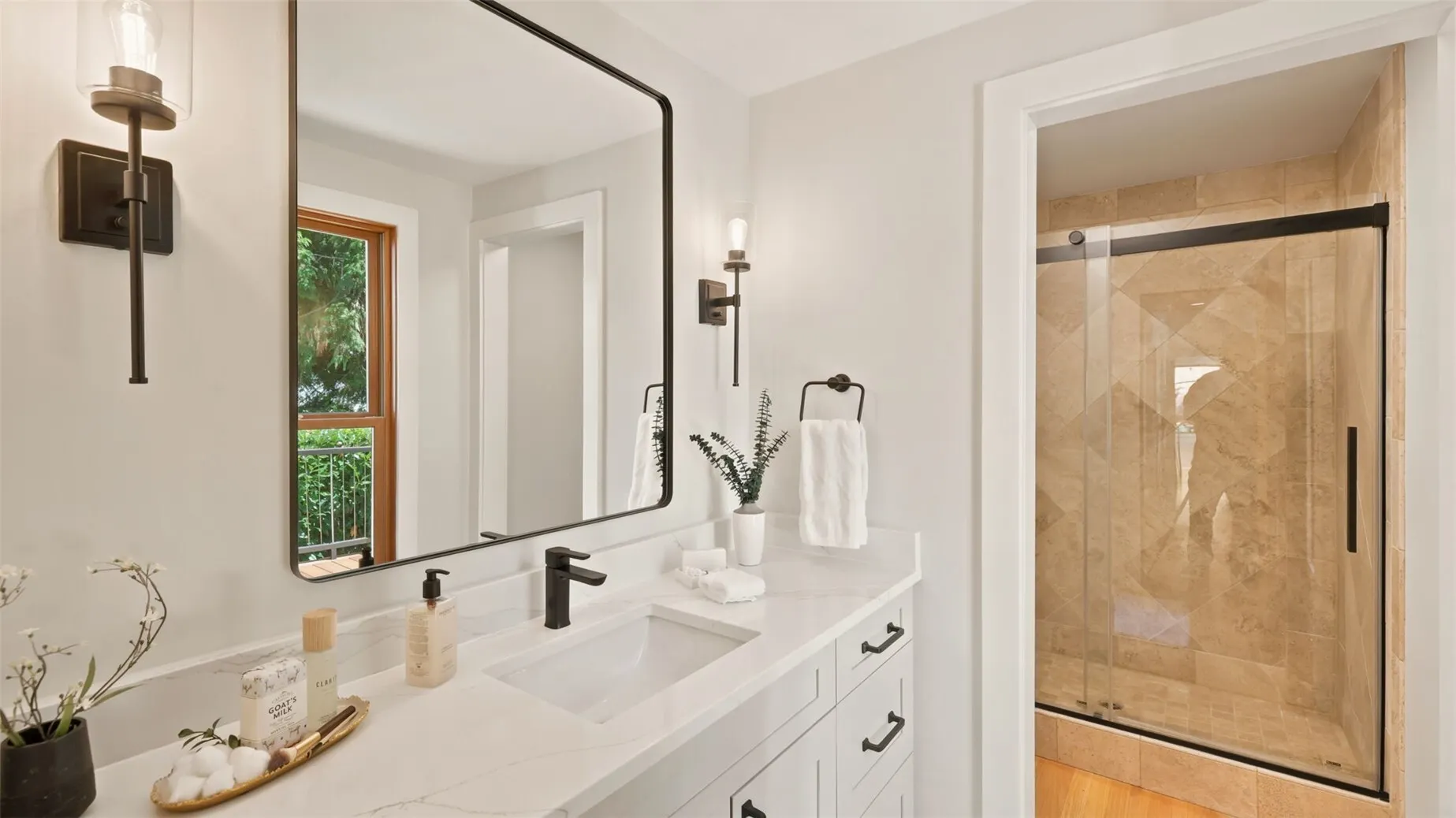 15510 NE 160th Street , Woodinville, WA 98072