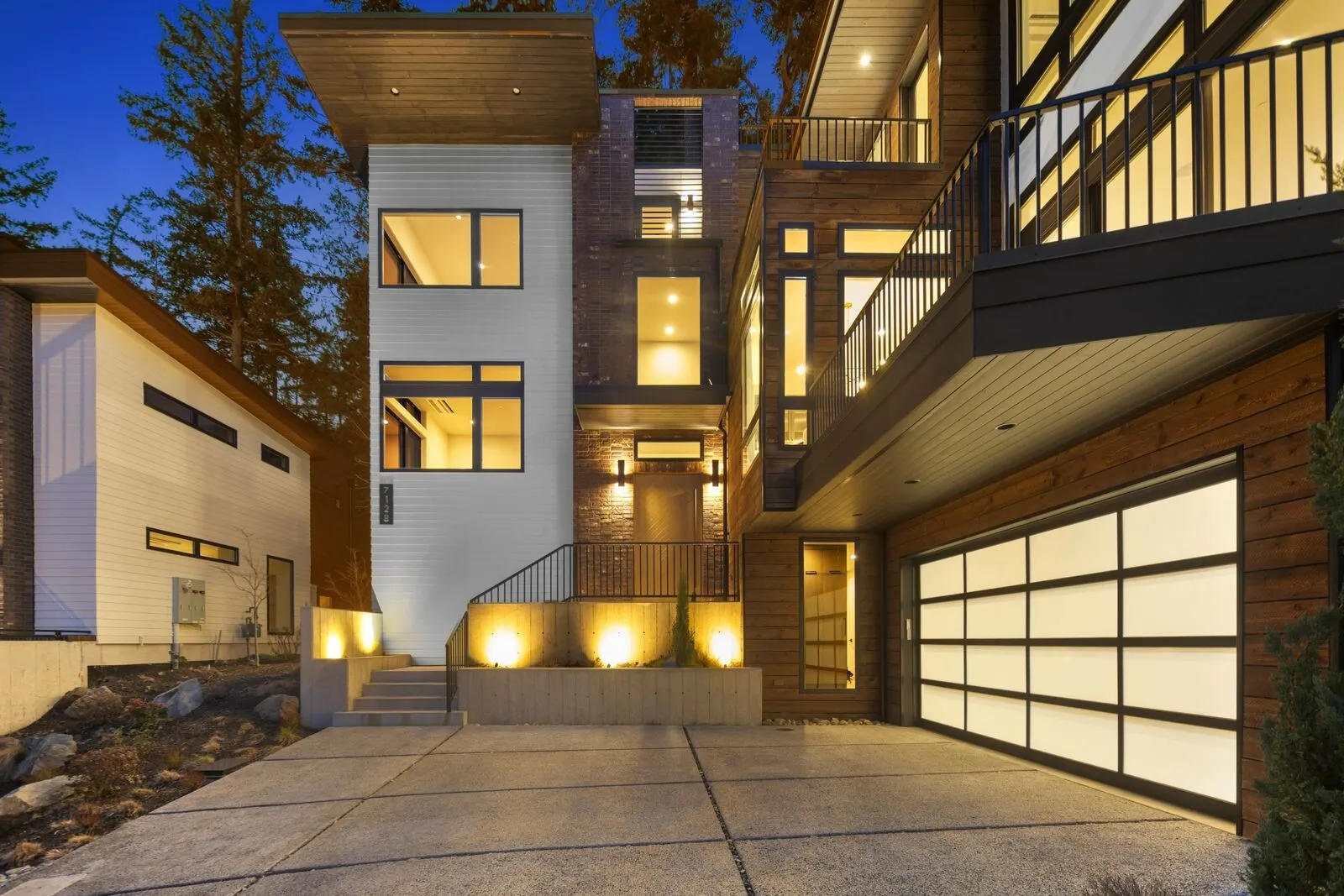 7128 NE 119th Lane , Kirkland, WA 98034