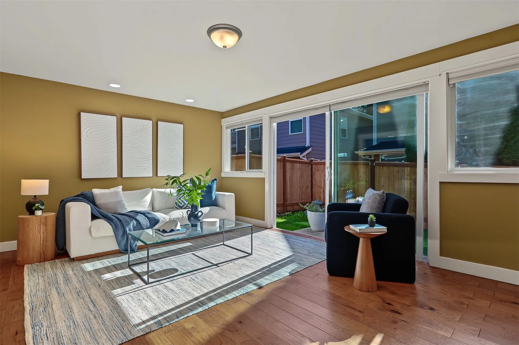 2526 204th Street SW, Lynnwood, WA 98036
