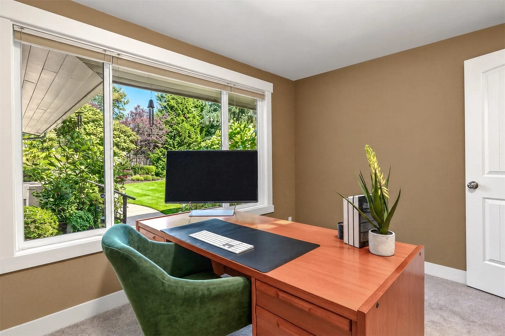 2526 204th Street SW, Lynnwood, WA 98036