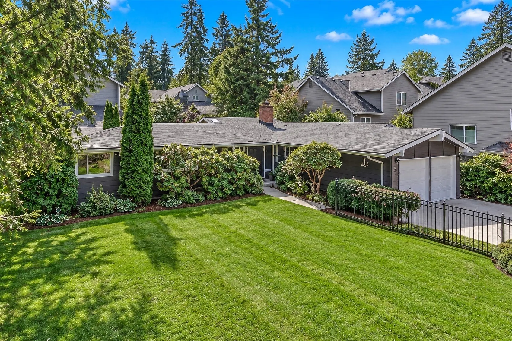 2526 204th Street SW, Lynnwood, WA 98036
