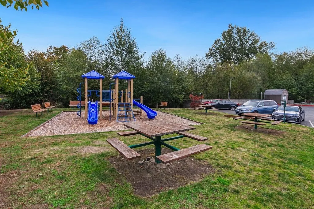 309 207th Place SE, Bothell, WA 98012