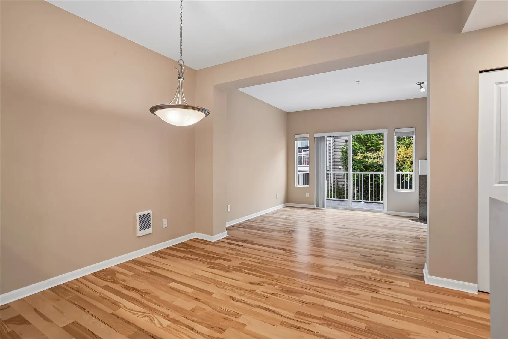 15720 Manor Way #M3, Lynnwood, WA 98087-6253