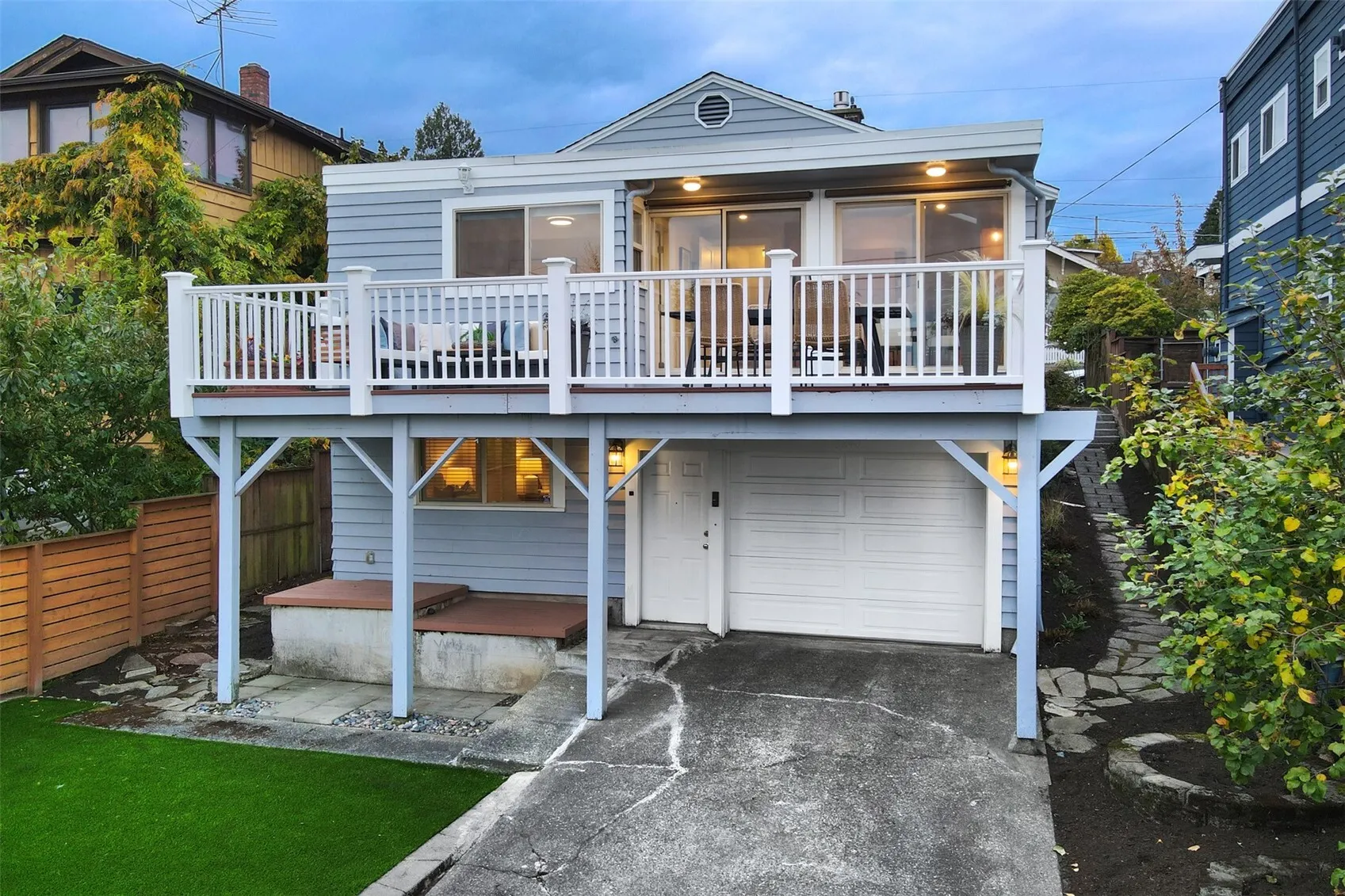 3840 34th Avenue SW, Seattle, WA 98126