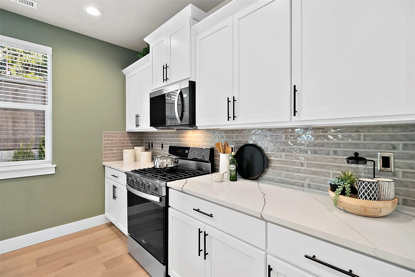 1820 241st Place SE #FG 02, Bothell, WA 98021