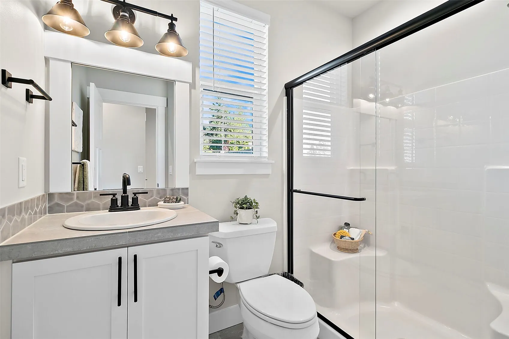 1820 241st Place SE #FG 02, Bothell, WA 98021