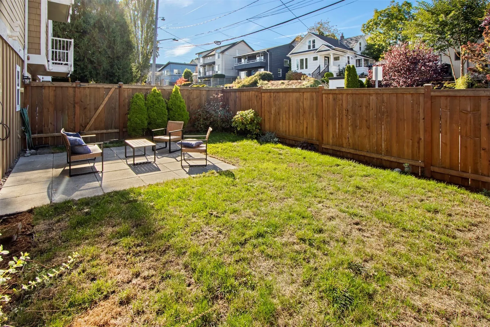 3449 Gilman Avenue W, Seattle, WA 98199