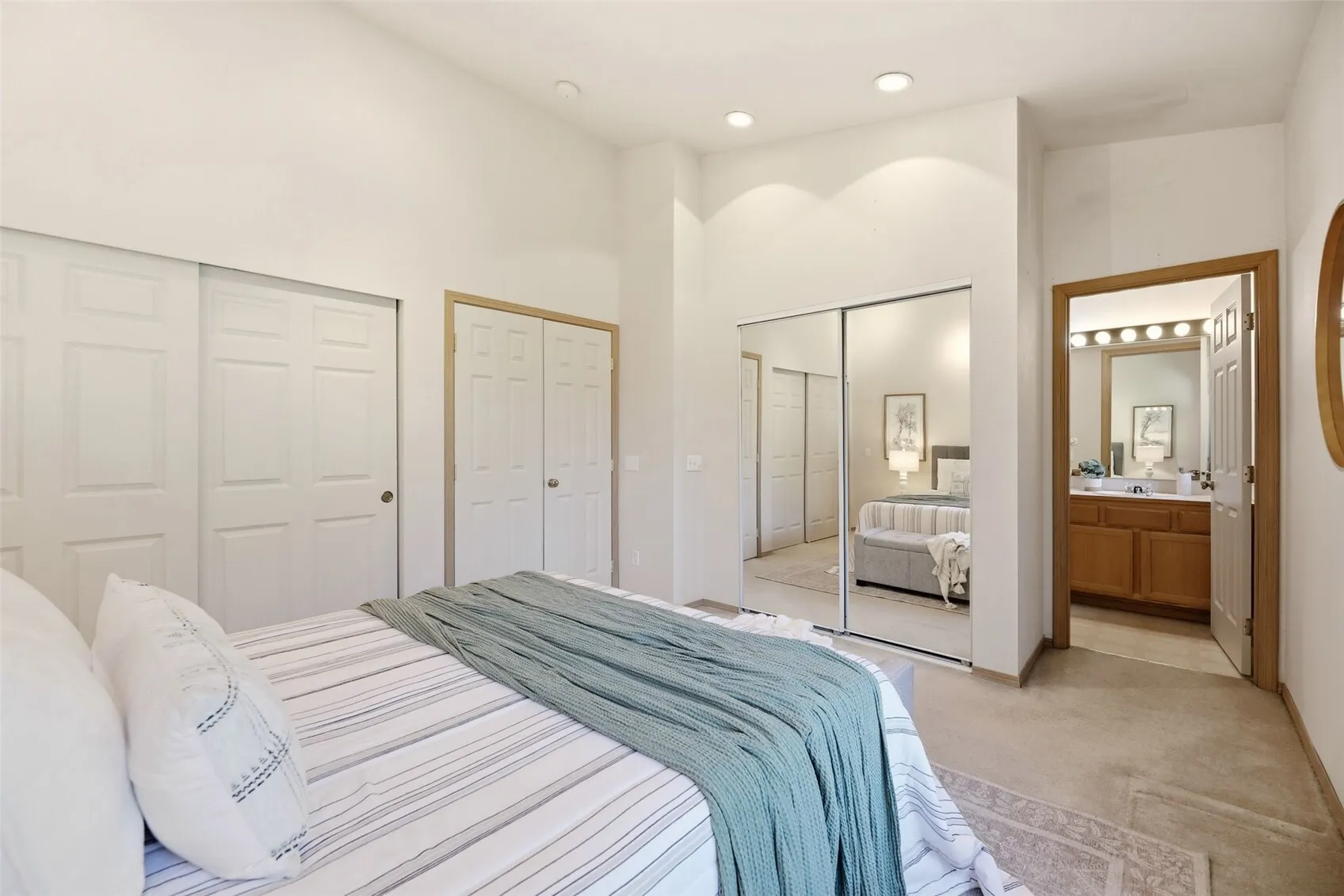 20901 Cypress Way #13, Lynnwood, WA 98036