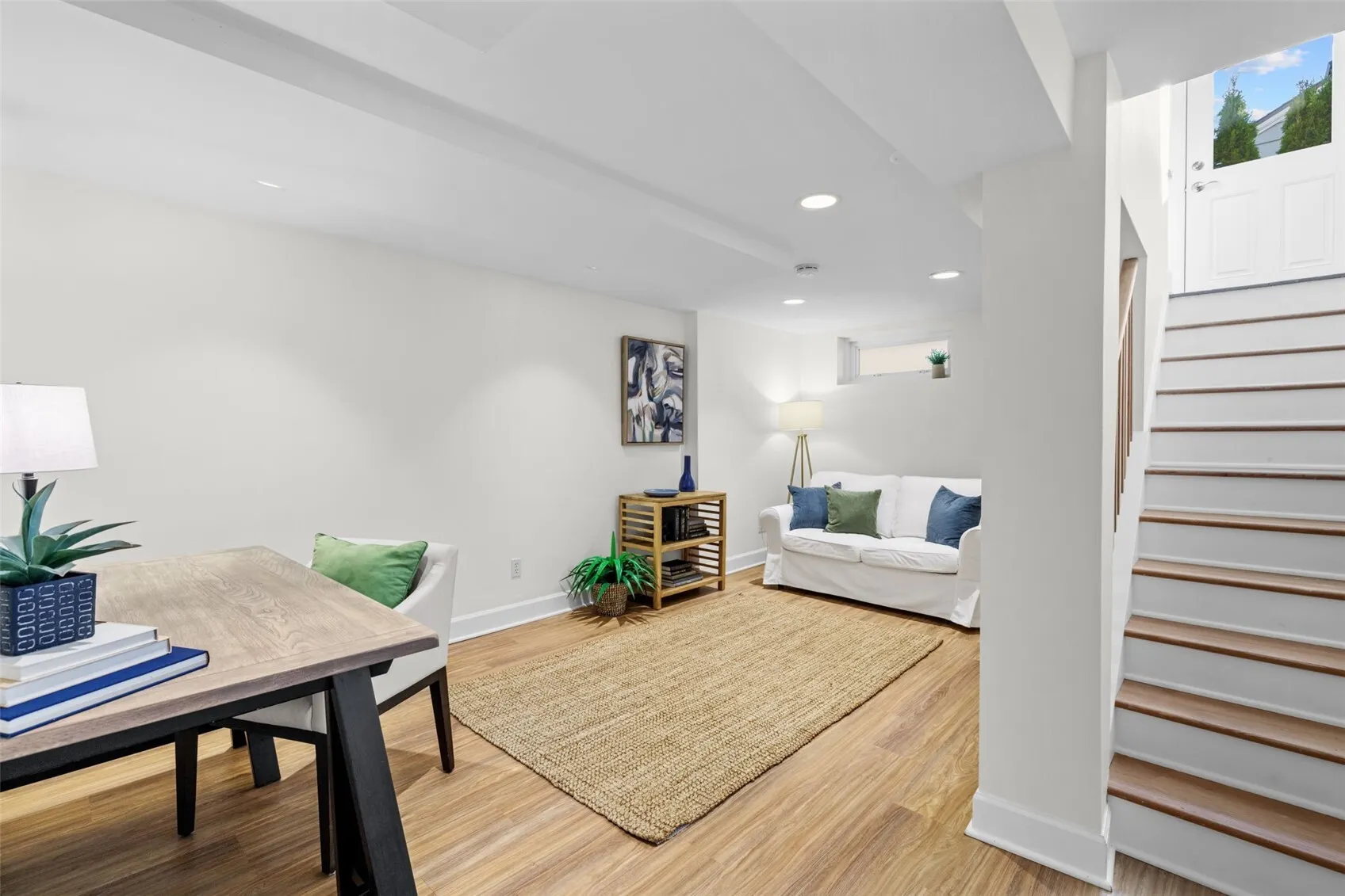 7530 31st Avenue NW, Seattle, WA 98117