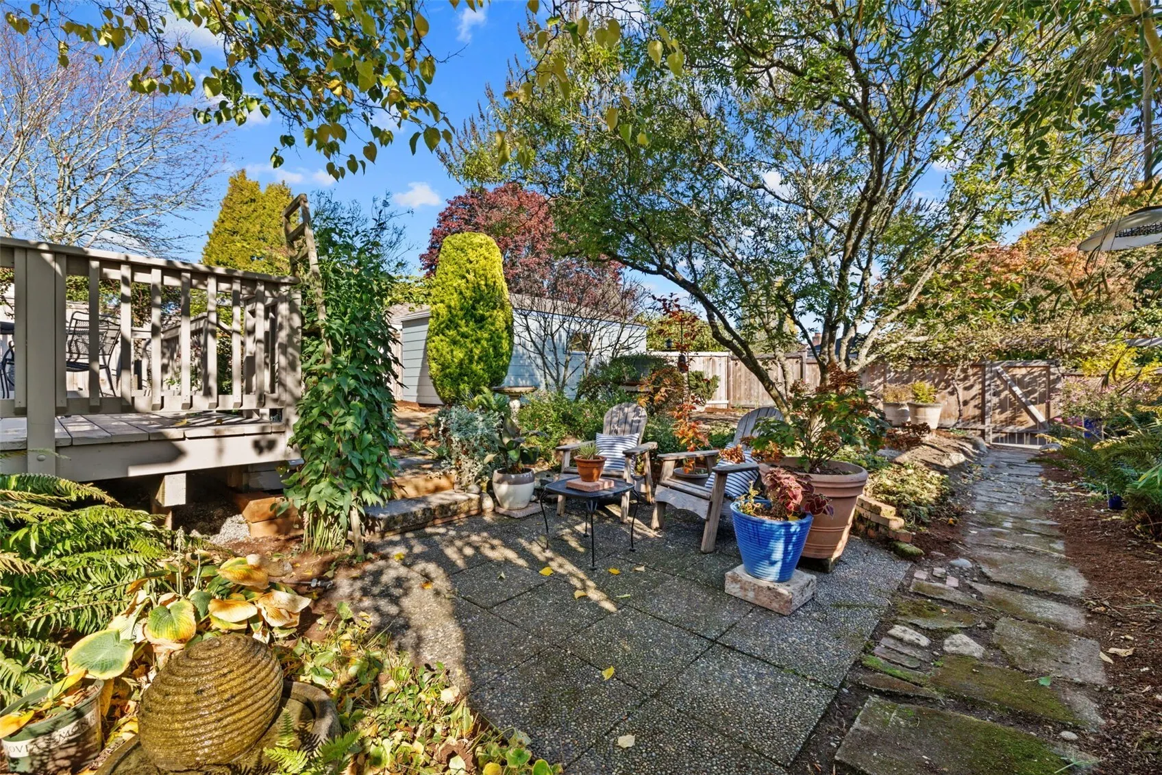 7530 31st Avenue NW, Seattle, WA 98117