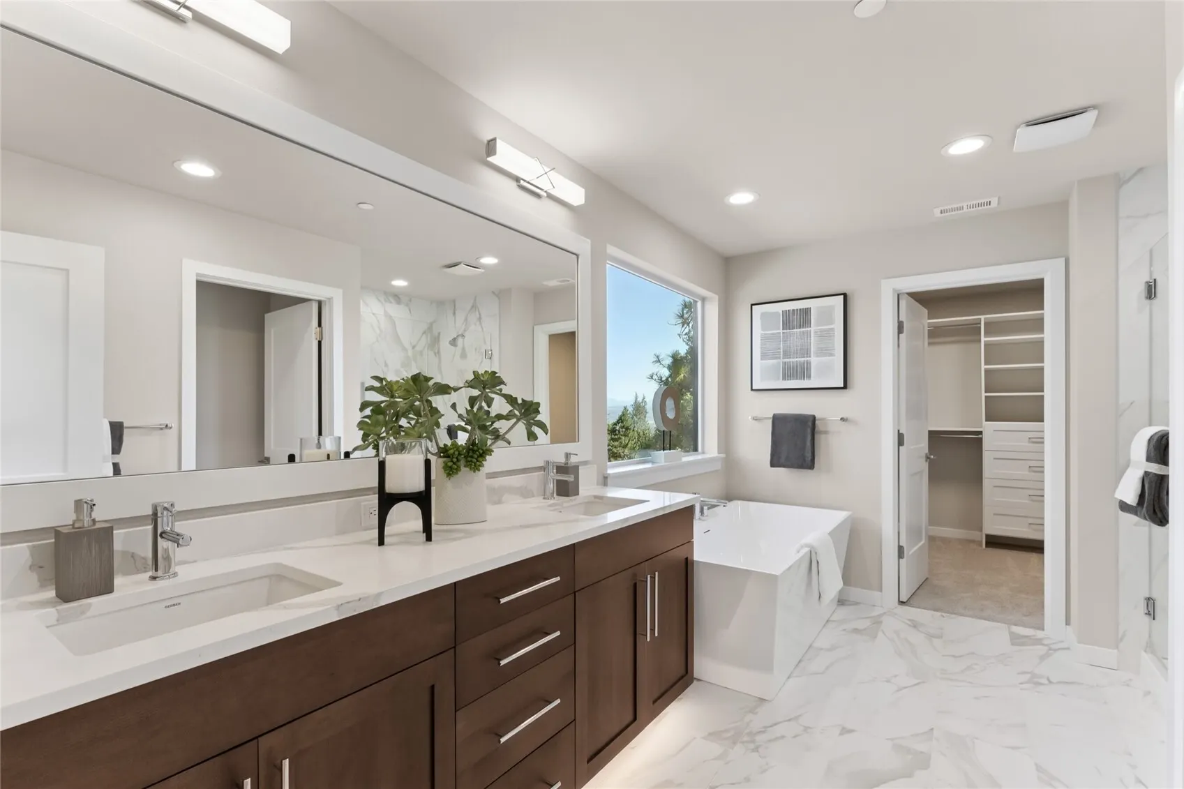 4994 237th Court SE #13, Issaquah, WA 98029