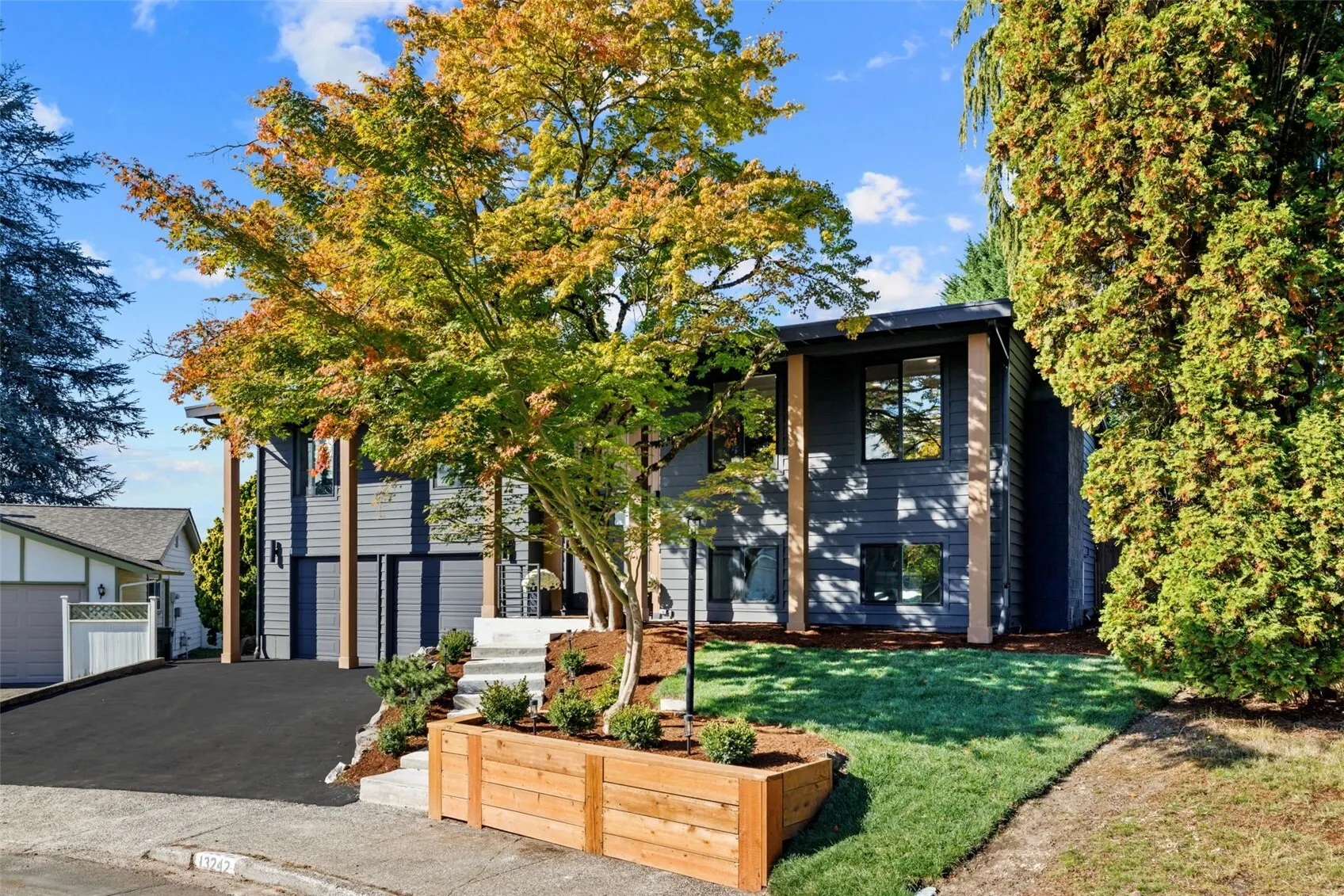 13242 118th Place NE, Kirkland, WA 98034