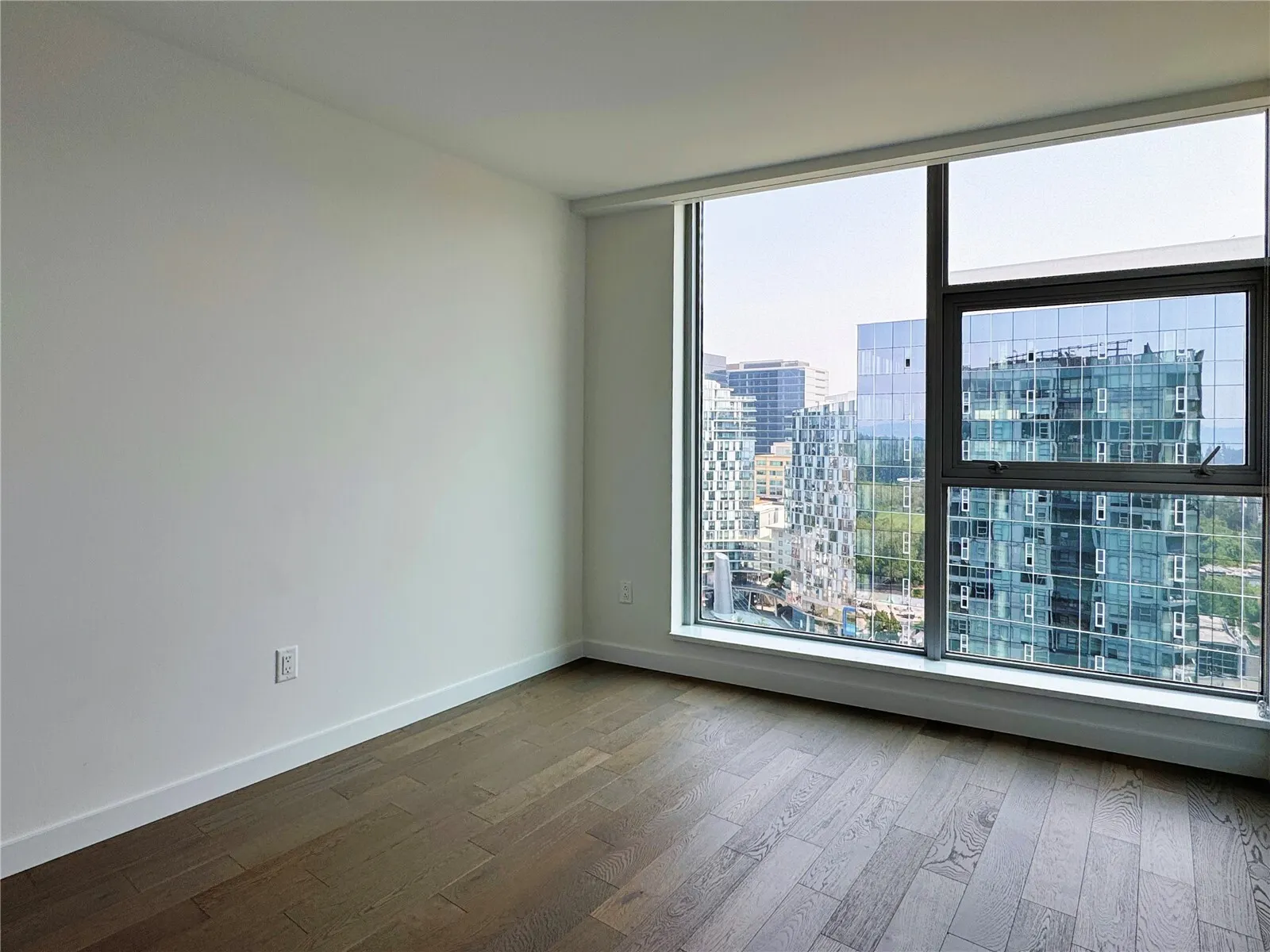 188 Bellevue Way NE #1905, Bellevue, WA 98004