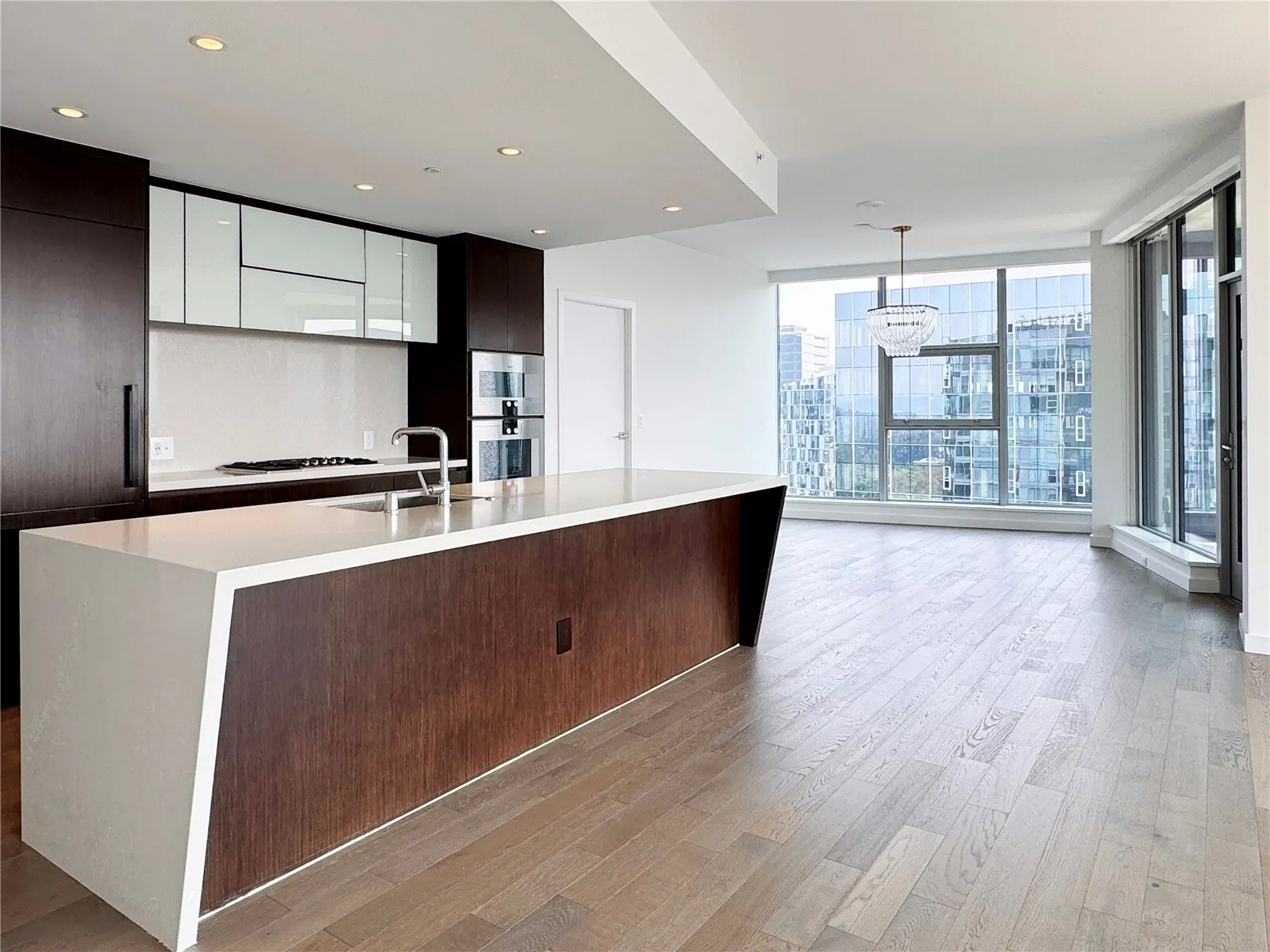 188 Bellevue Way NE #1905, Bellevue, WA 98004