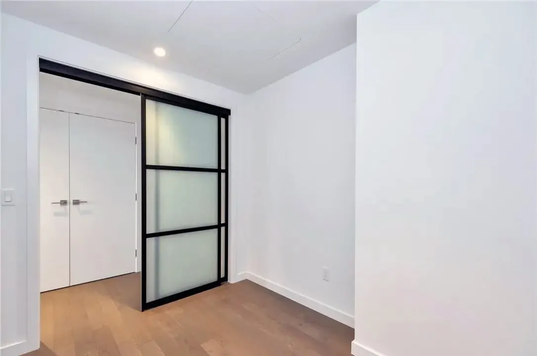 188 Bellevue Way NE #1905, Bellevue, WA 98004