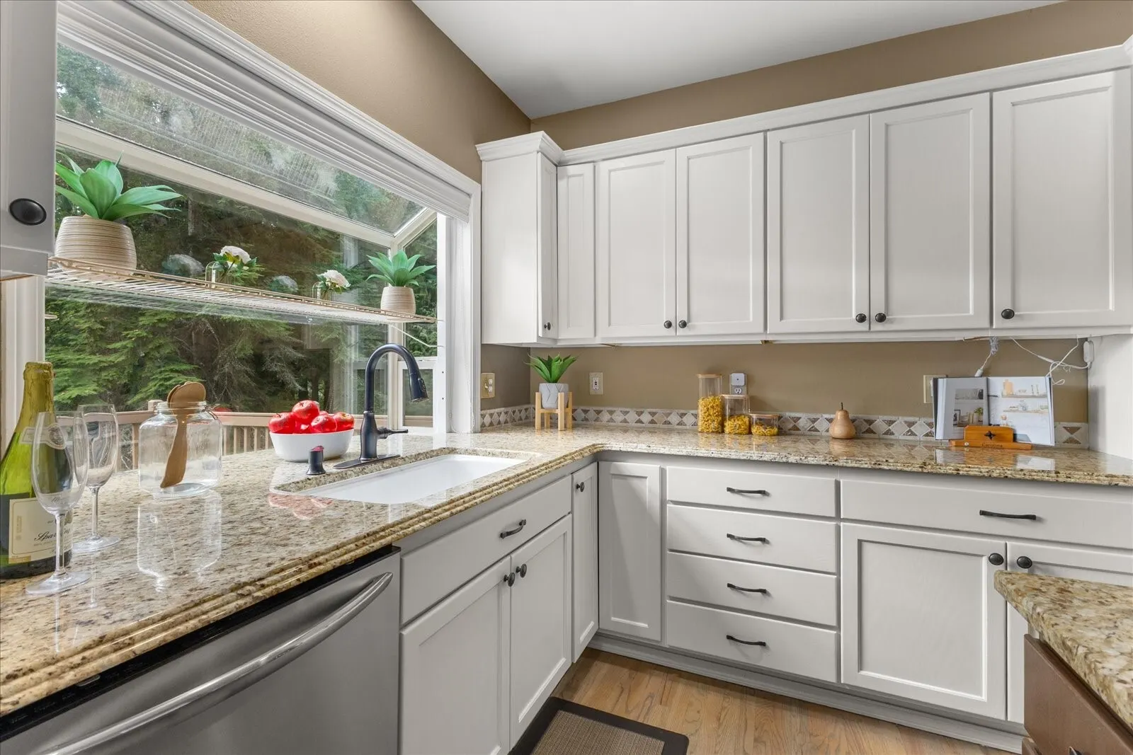 17319 213th Avenue NE, Woodinville, WA 98077