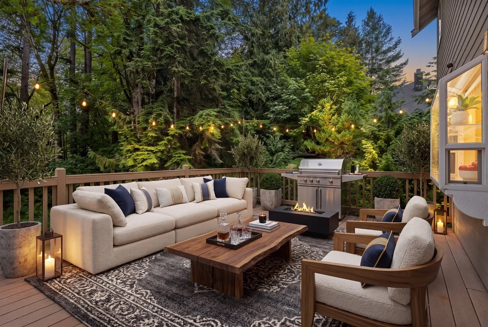 17319 213th Avenue NE, Woodinville, WA 98077