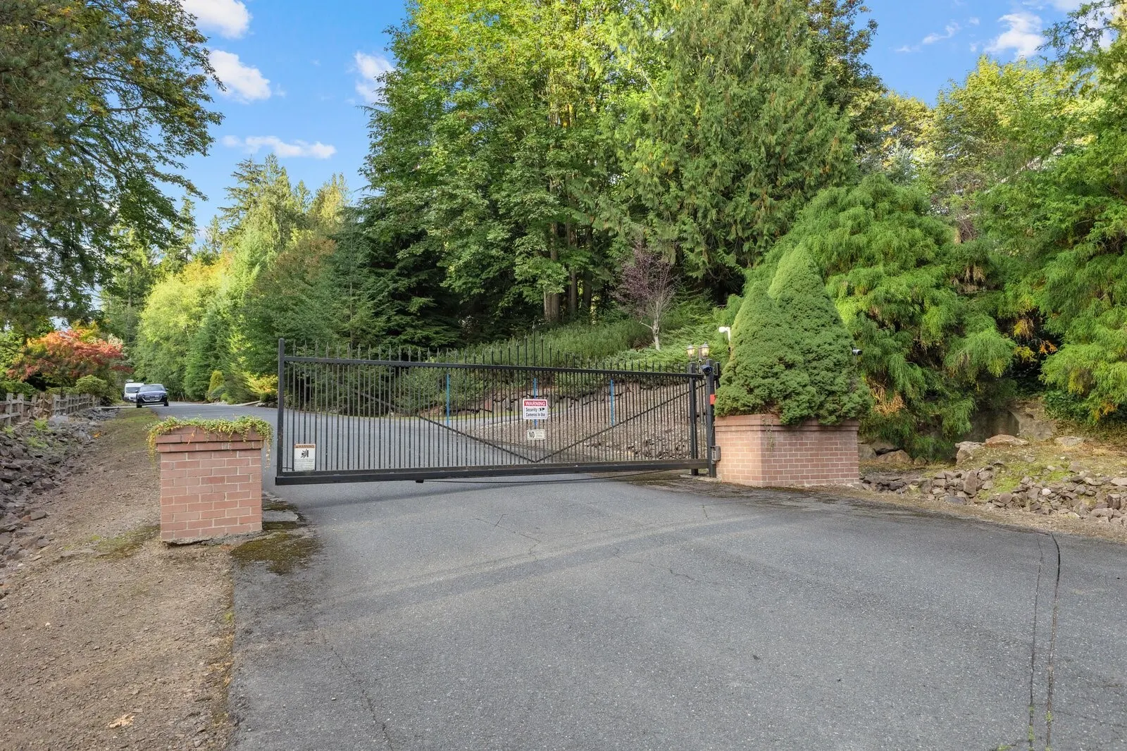 17319 213th Avenue NE, Woodinville, WA 98077