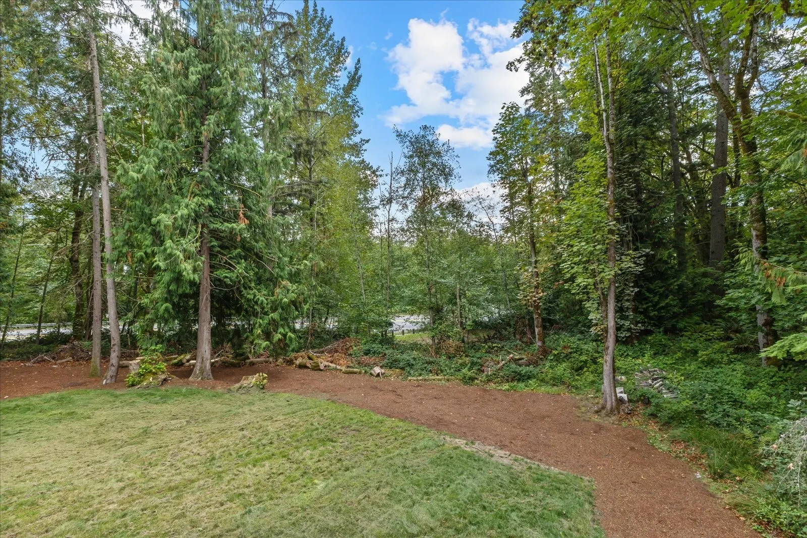 17319 213th Avenue NE, Woodinville, WA 98077