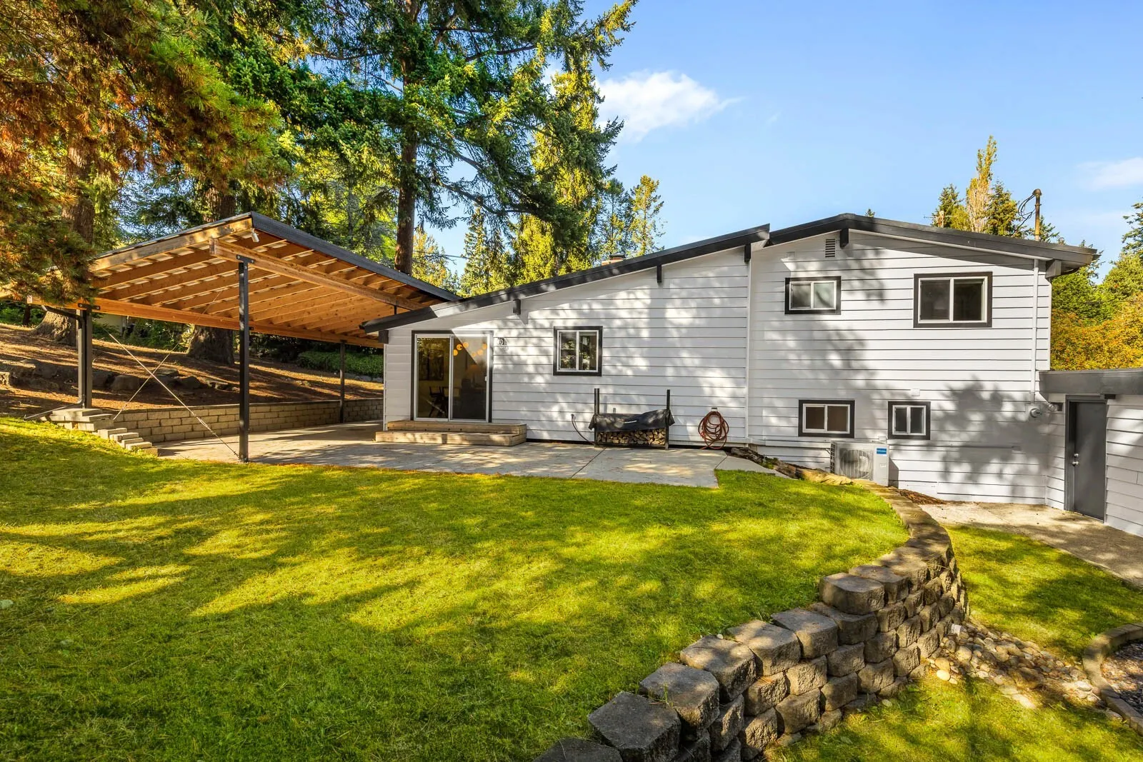 5502 191st Street SW, Lynnwood, WA 98036