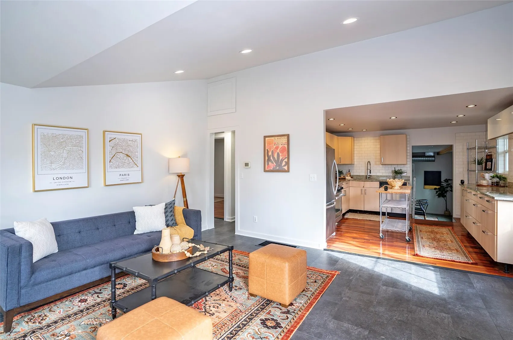8738 Hamlet Avenue S, Seattle, WA 98118