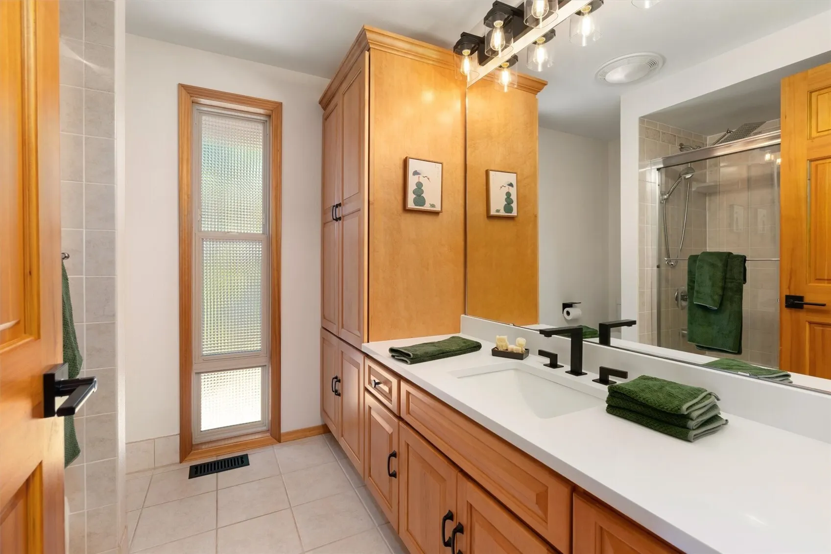 15010 SE 46th Way , Bellevue, WA 98006