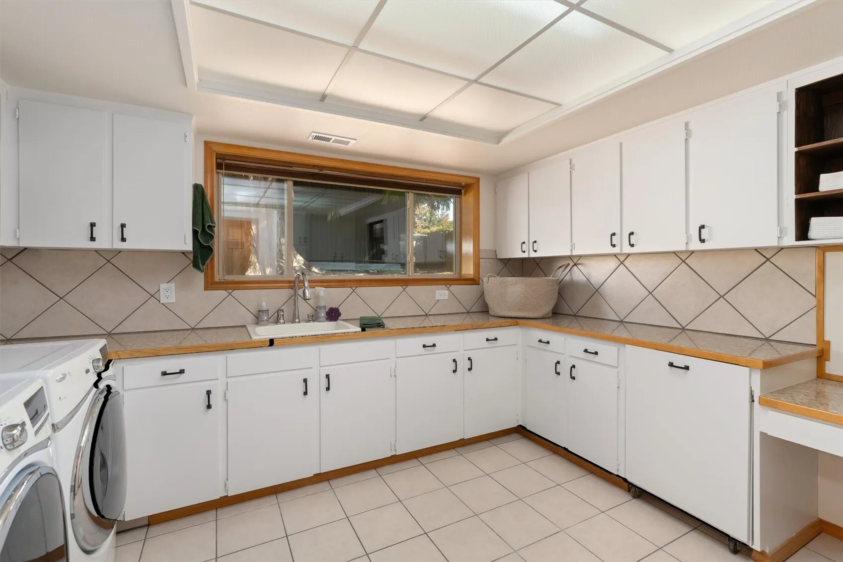 15010 SE 46th Way , Bellevue, WA 98006