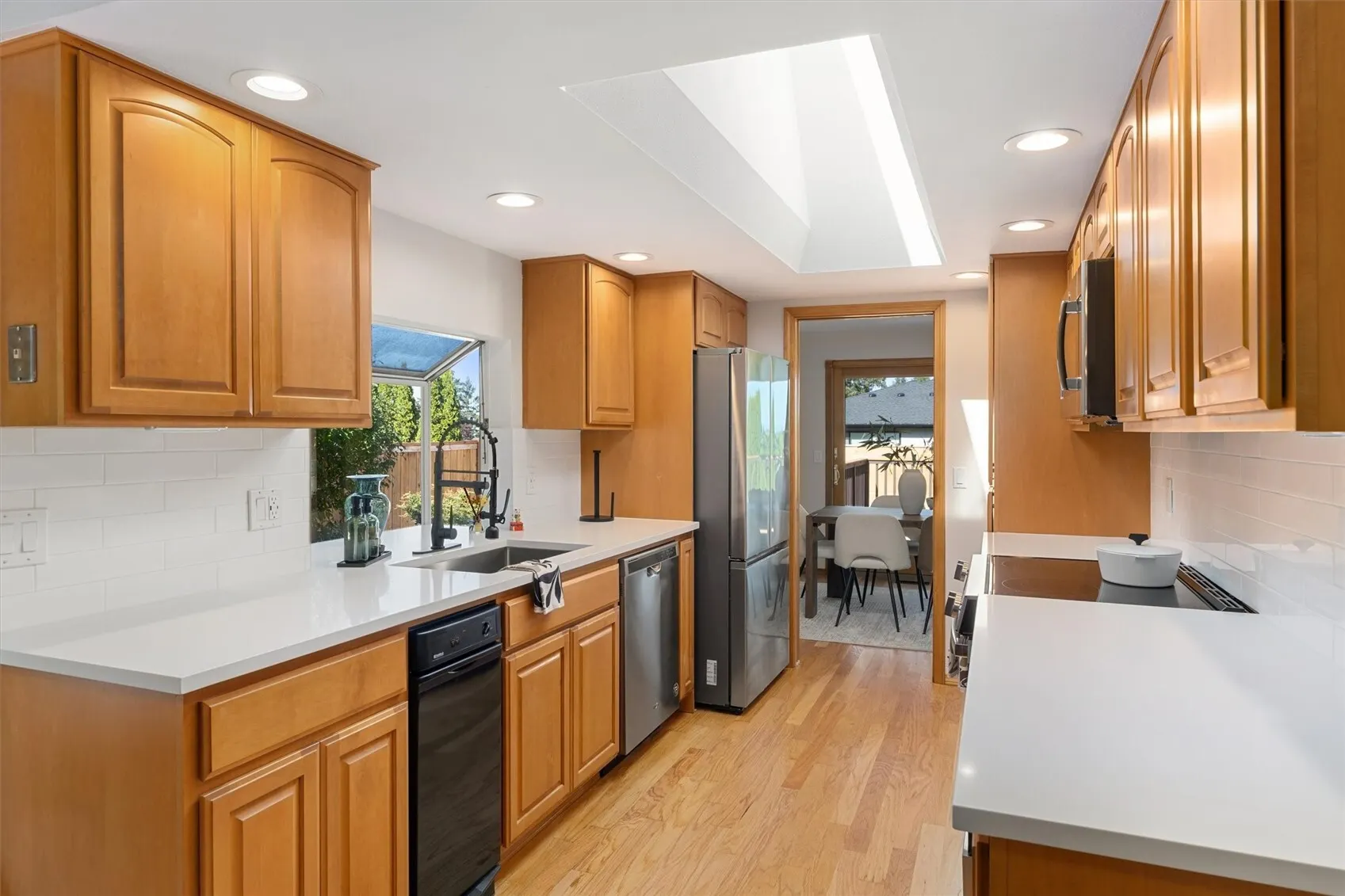 15010 SE 46th Way , Bellevue, WA 98006