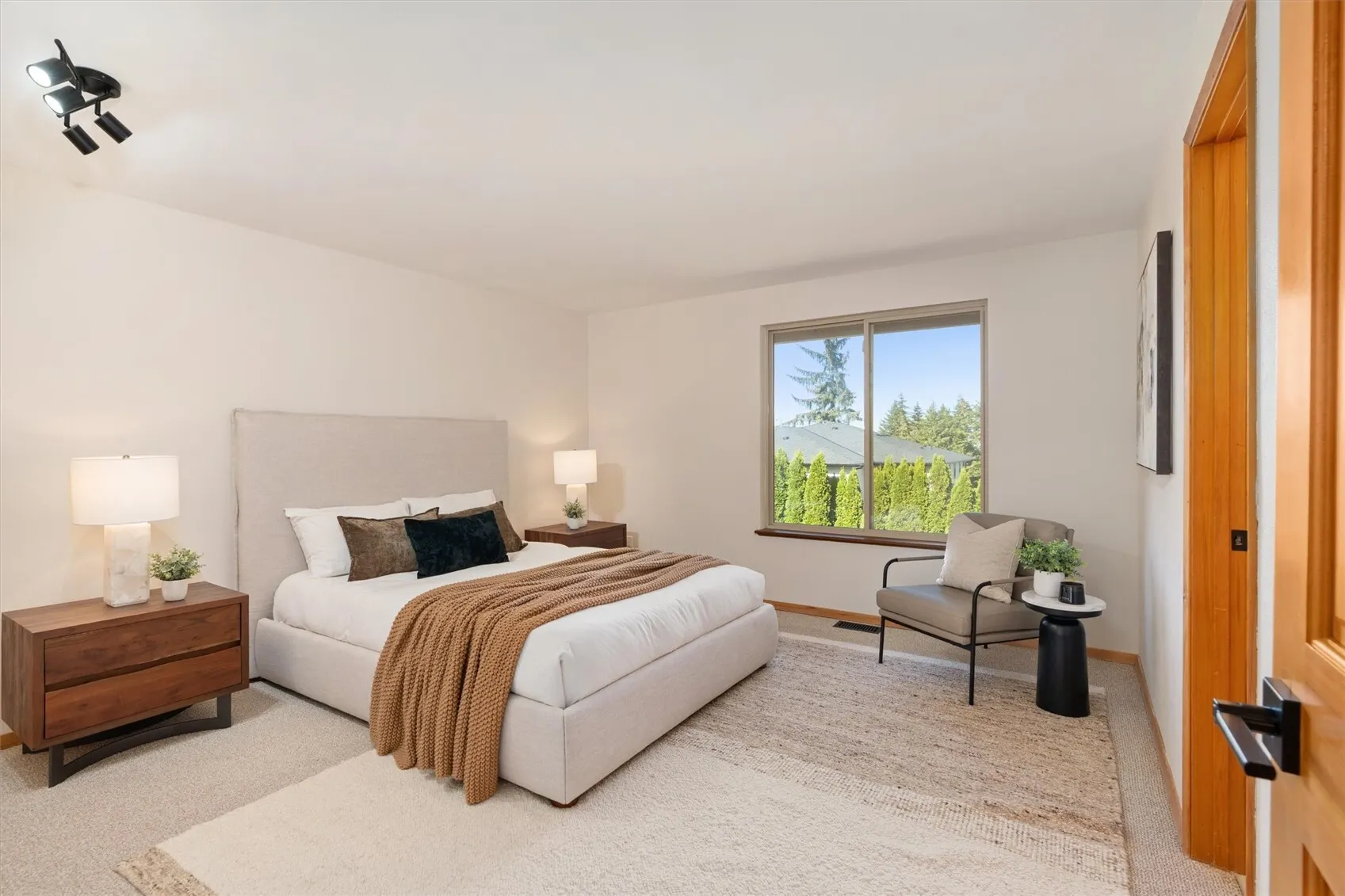 15010 SE 46th Way , Bellevue, WA 98006