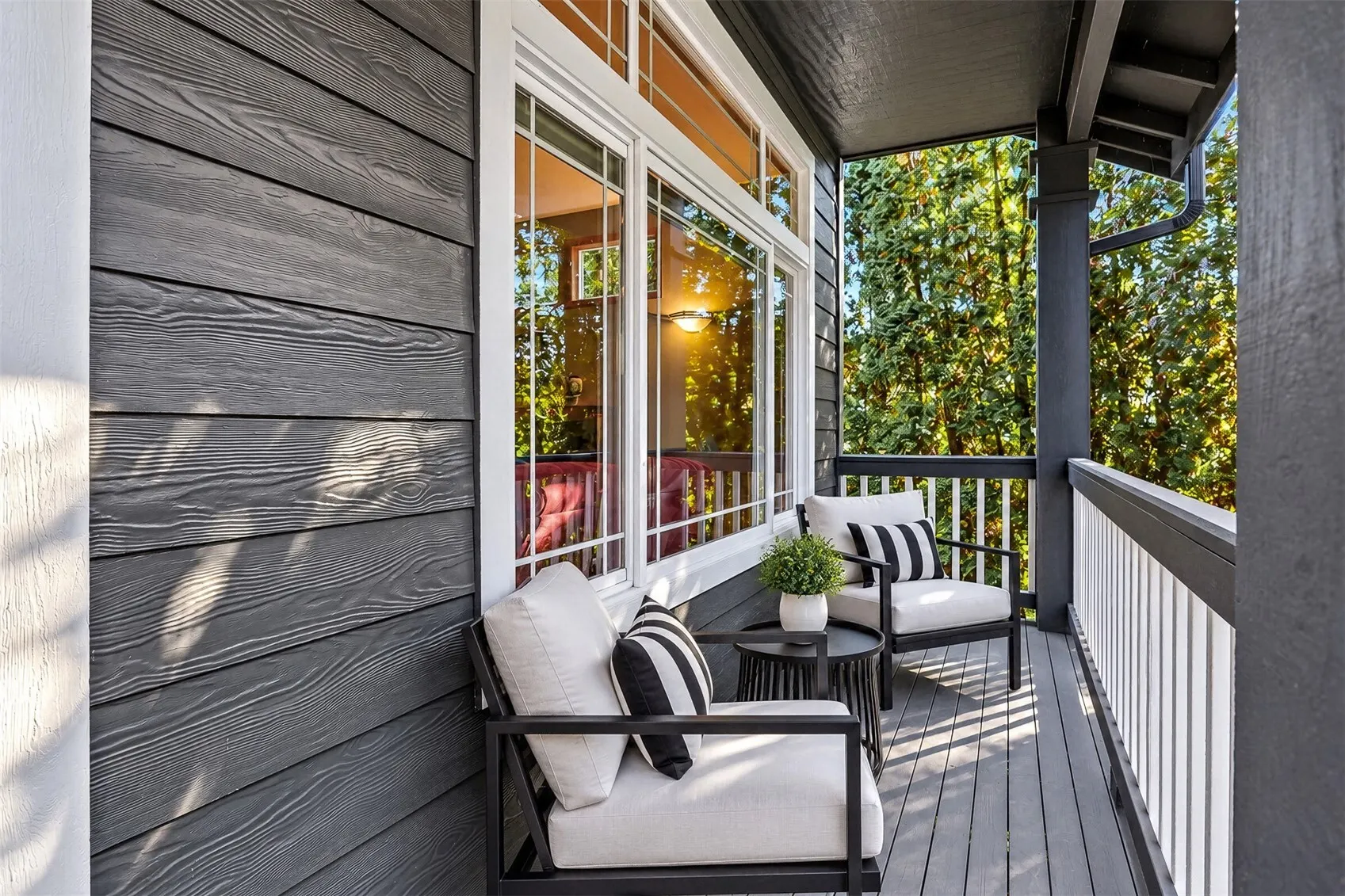 20410 80th Avenue NE, Bothell, WA 98028