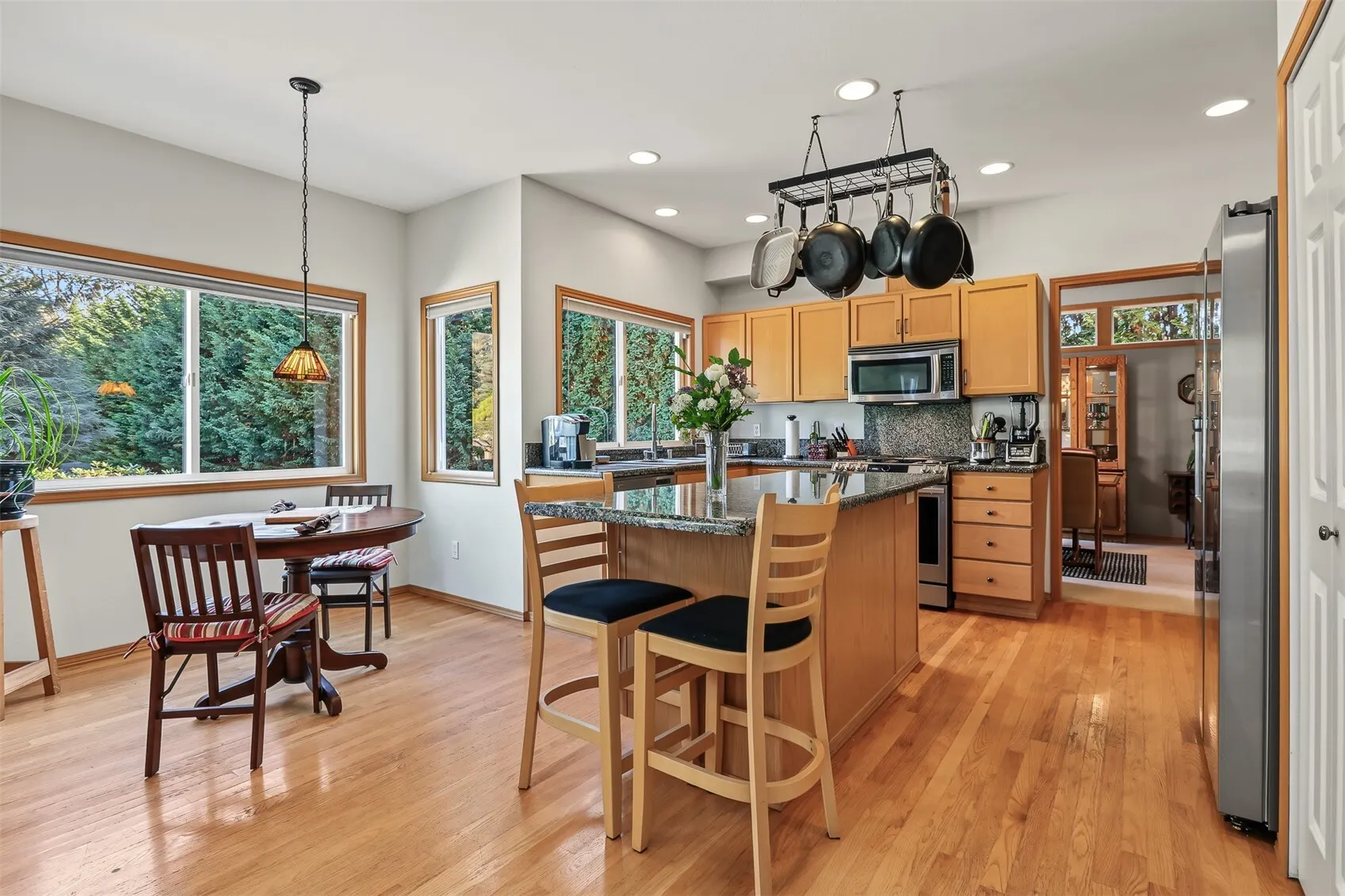 20410 80th Avenue NE, Bothell, WA 98028