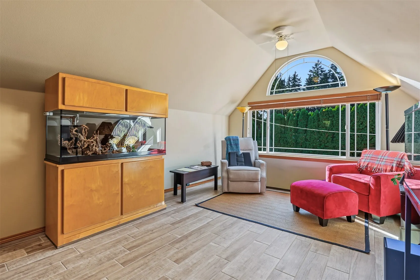 20410 80th Avenue NE, Bothell, WA 98028