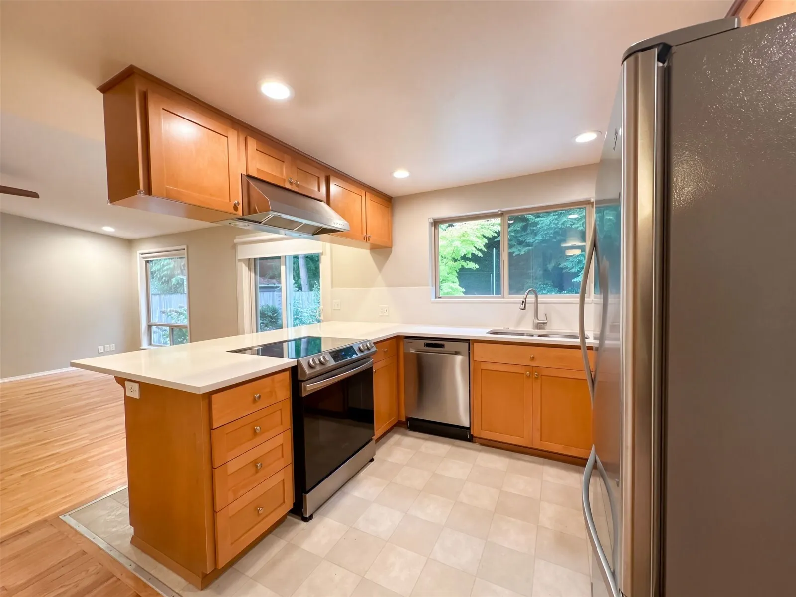 10401 130th Street , Kirkland, WA 98034