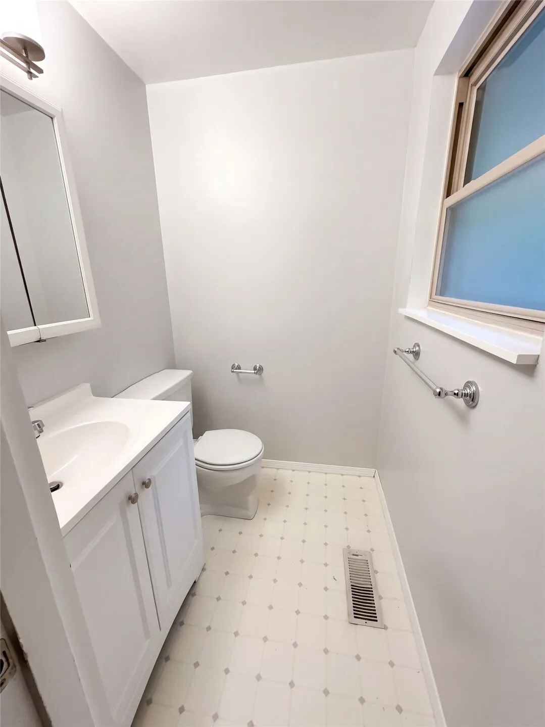 10401 130th Street , Kirkland, WA 98034
